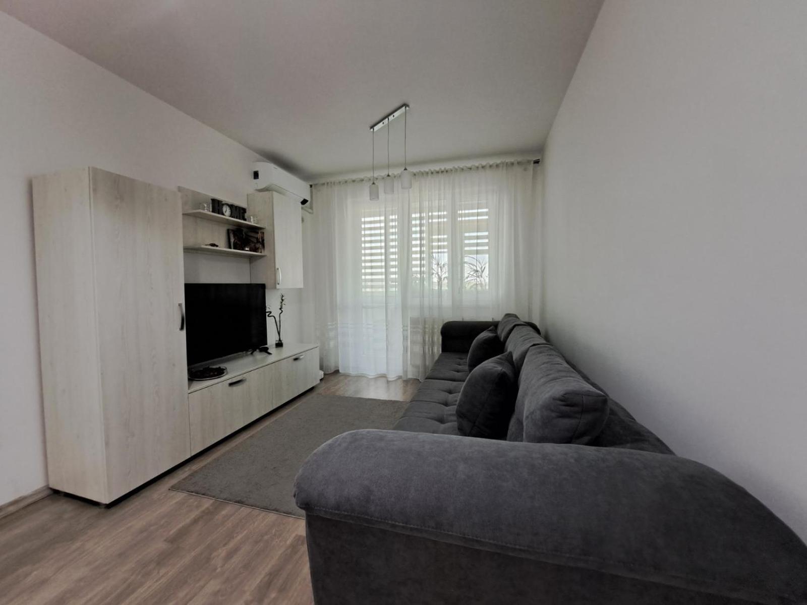 شقة Siena Cozy Retreat With Self Check In Popesti-Leordeni المظهر الخارجي الصورة